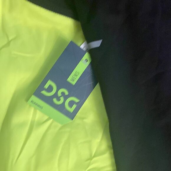 DSG zippered running jacket - Picture 2 of 4